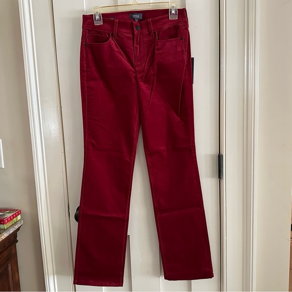 NYDJ Red Velvet Marilyn Straight Leg Velveteen Boysenberry Reactive Lift Tuck 2 - Picture 11 of 15